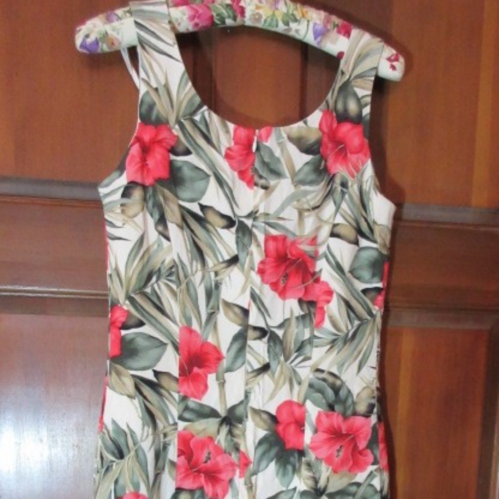 JOLIBEL FLORAL LINED SUMMER DRESS Size 4